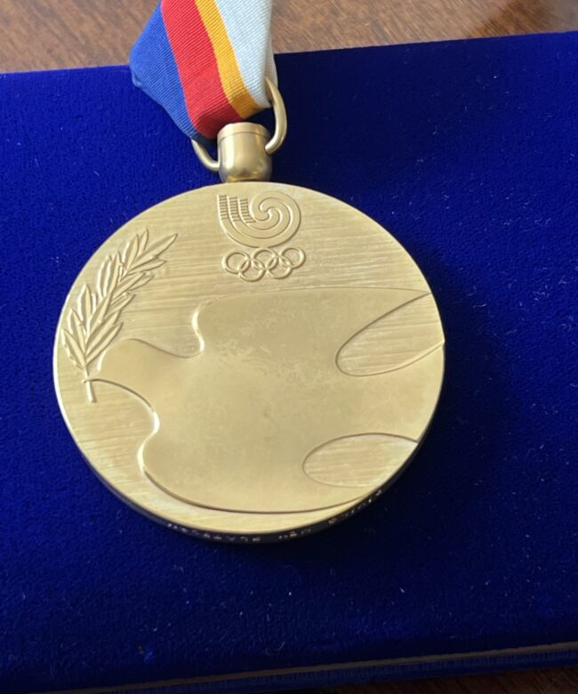 Alternative view of 1988 Olympic Gold Medal: Diving, Men's 10M Platform